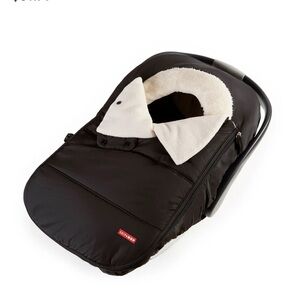 Stroll & Go Car Seat Cover by SkipHop - EUC